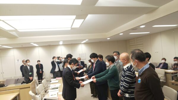 12月2日（金）「生活困窮者の東京都支援策強化についての緊急要請」都庁交渉を行いました